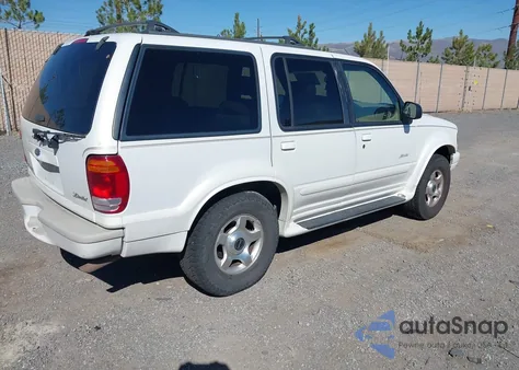 1999 Ford Explorer Eddie Bauer/Limited/Xlt z USA, uszkodzony, nr VIN 1FMZU34E2XZB27806